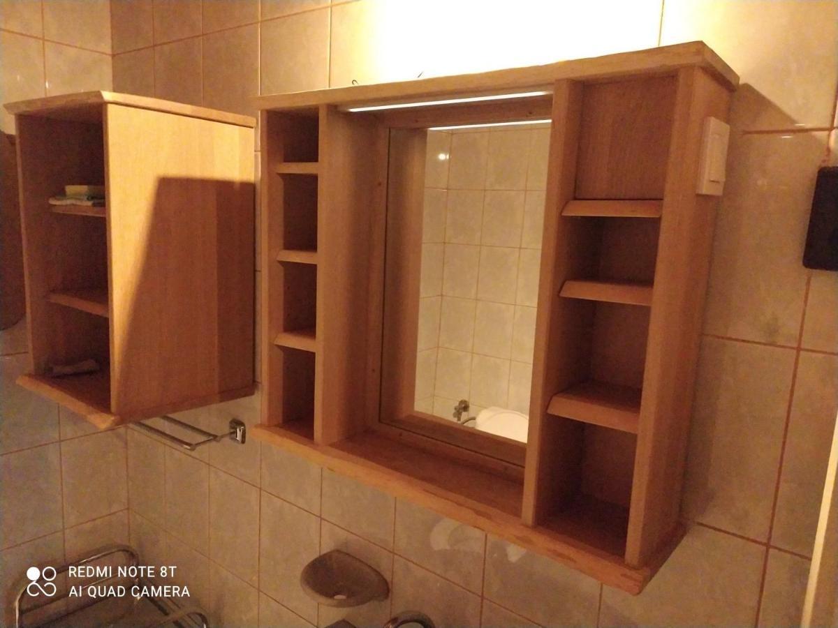 Andras Nadfedeles Vendeghaz Hotell Tihany Exteriör bild